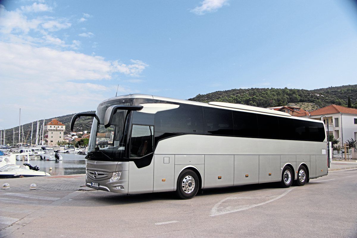 Wynajem busów i autokarów Katowice, Przewóz osób, Transport Autokarami Katowice - Zdjęcie 1