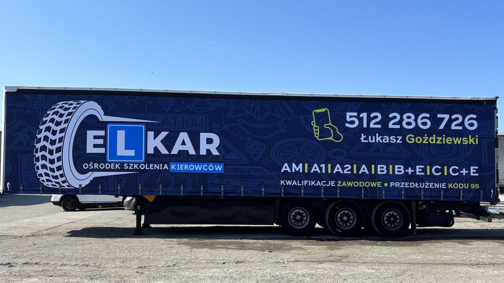 Plandeki z nadrukiem reklamowym – produkcja na wymiar PVC Olsztyn - Zdjęcie 1