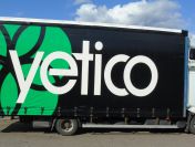 Plandeki na naczepy i samochody – producent na wymiar PVC